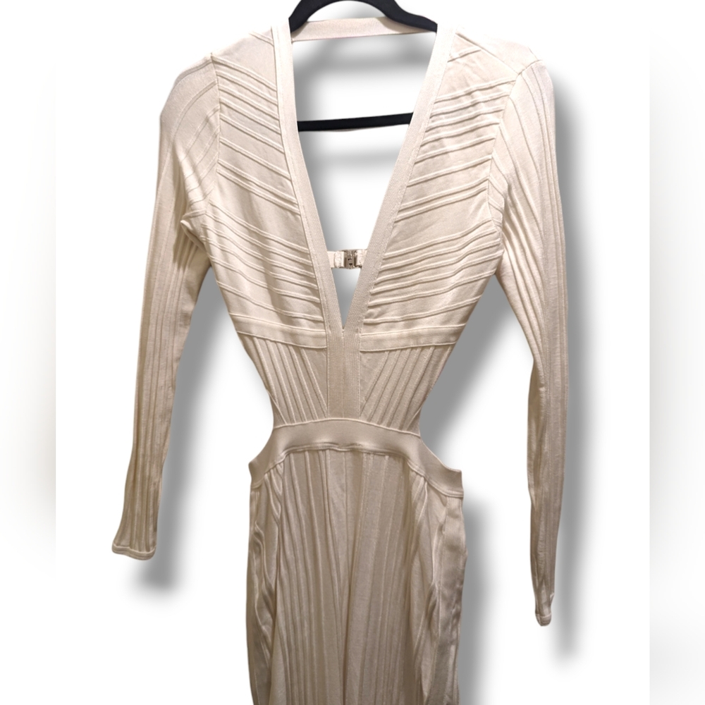 House of CB Arya White Long Sleeve Plunge Neck Stretch Texture Pant Jumpsuit- S - Picture 7 of 14